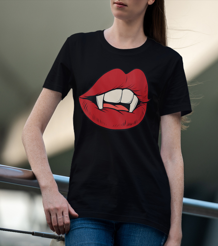Women Vampire Kiss Halloween Rock Punk Goth Lips Fangs T-Shirt