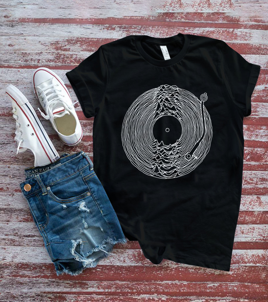 Unknown Pleasures Vinyl Record Style T-Shirt