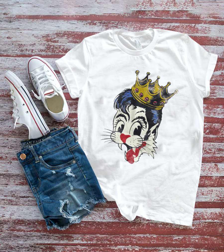 Crowned Cartoon Cat With Heart-Shaped Nose And Whiskers T-Shirt