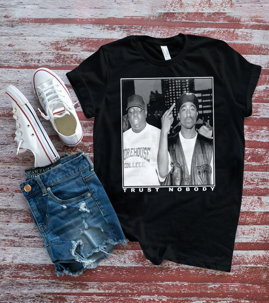 Trust Nobody Morehouse College Duo Retro T-Shirt