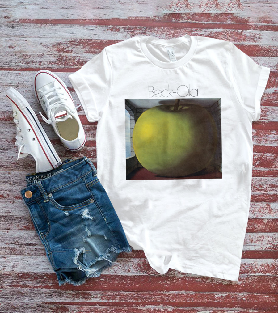 TJB 01 Beck Ola Album Cover Large Green Apple T-Shirt