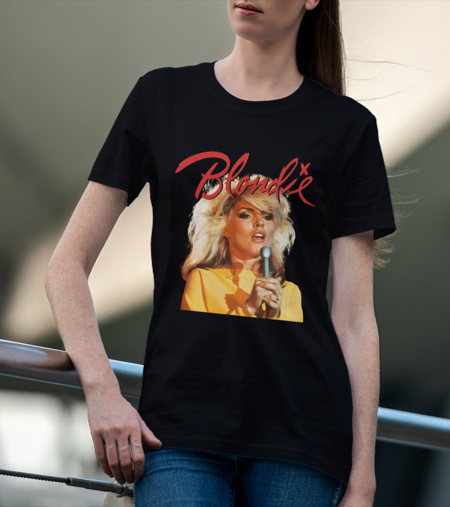 Blondie Debbie Harry Mic Performance 1980S Retro Style T-Shirt
