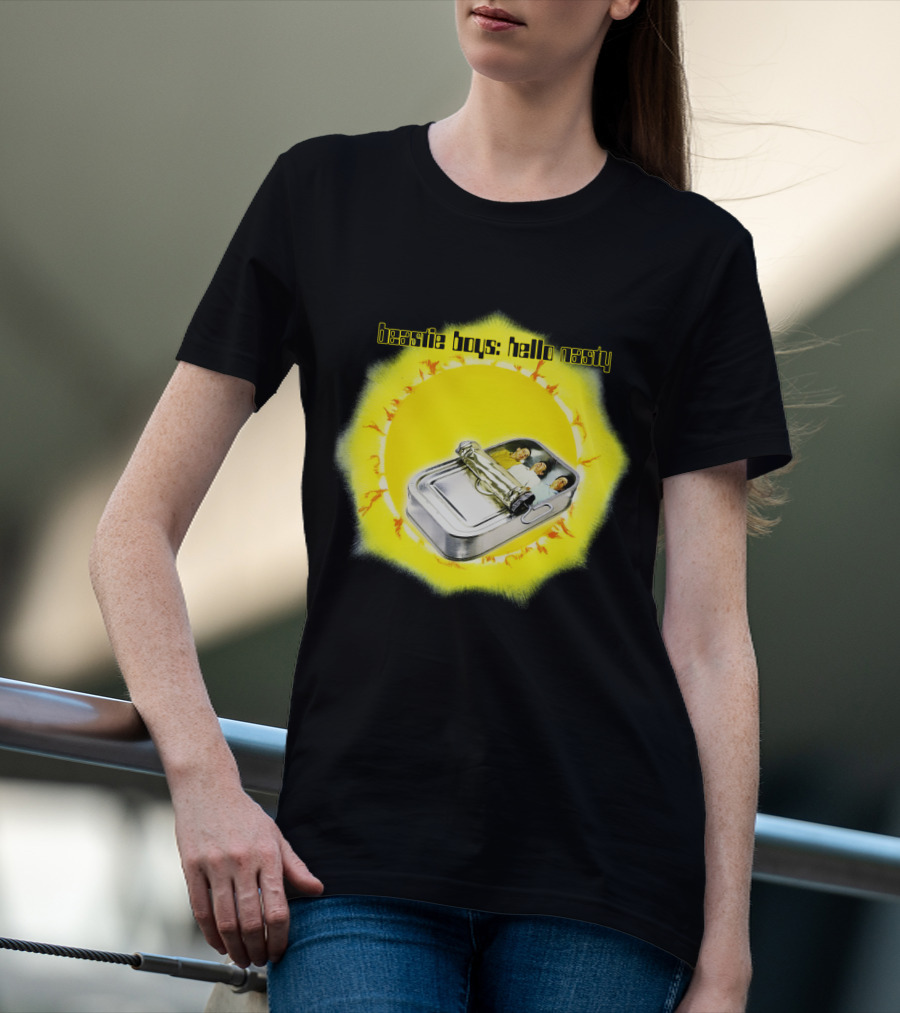 Beastie Boys: Hello Nasty Album Cover Yellow Background T-Shirt