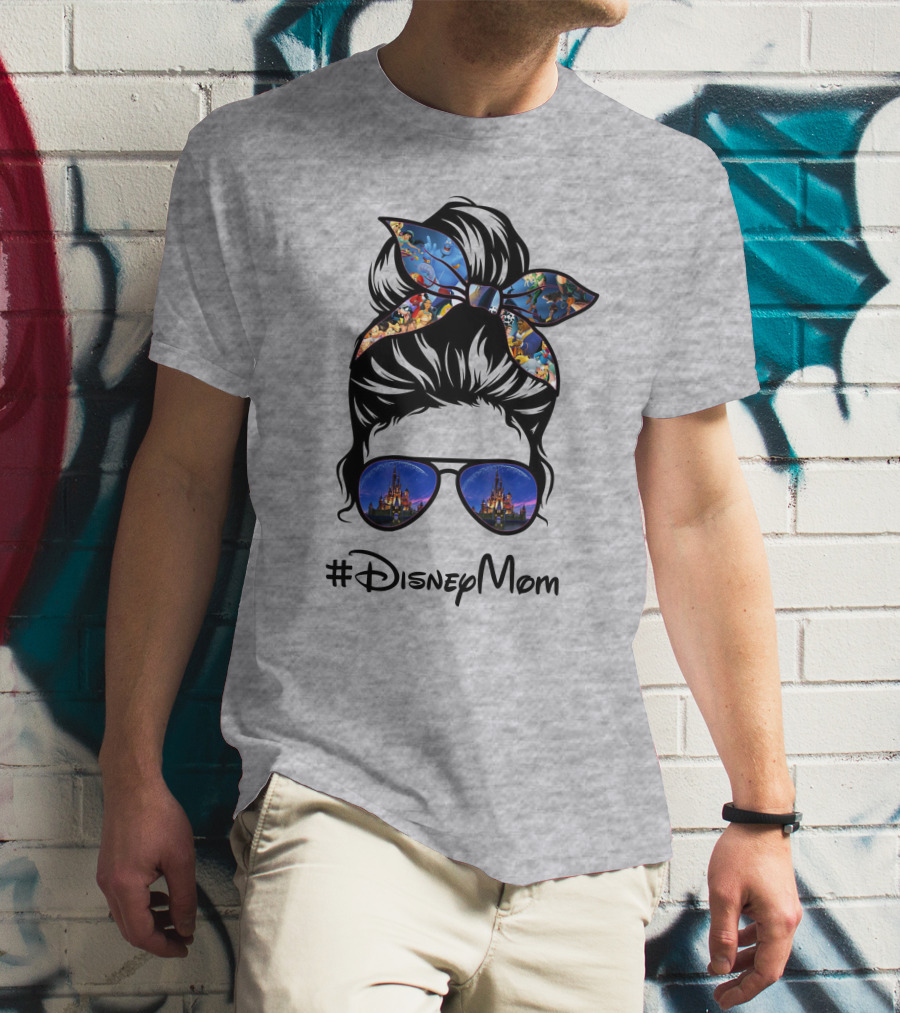 #Disneymom T-Shirt