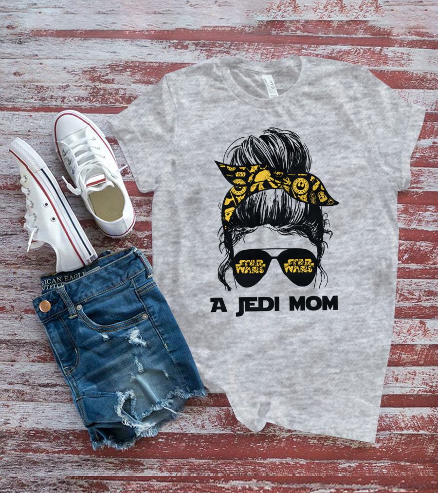 A Jedi Mom Star Wars T-Shirt