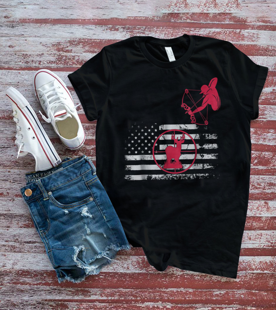 Bow Hunting American Flag Women Hunters Deer Archery T-Shirt