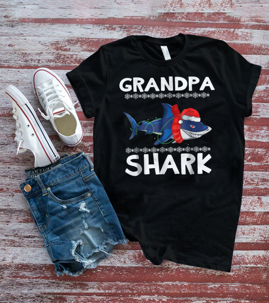Grandpa Shark Christmas With Santa Hat And Holiday Lights T-Shirt