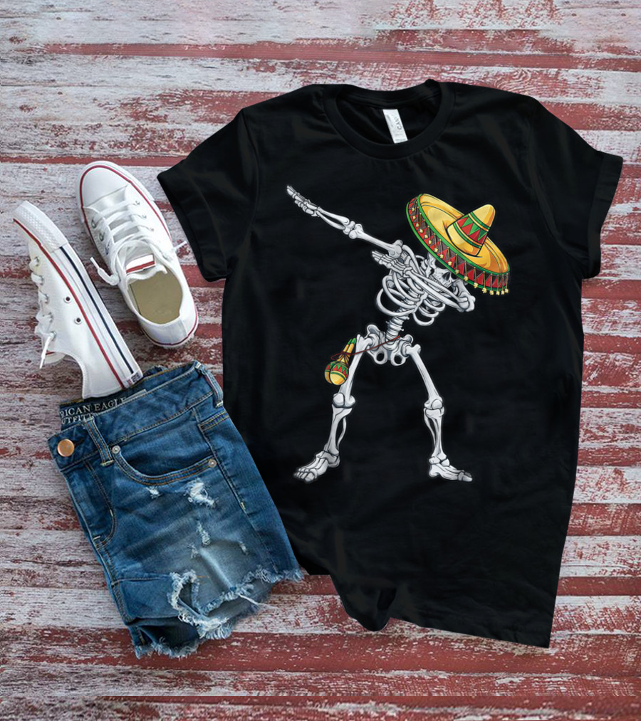 Skeleton Dabbing Sombrero Cinco De Mayo T-Shirt