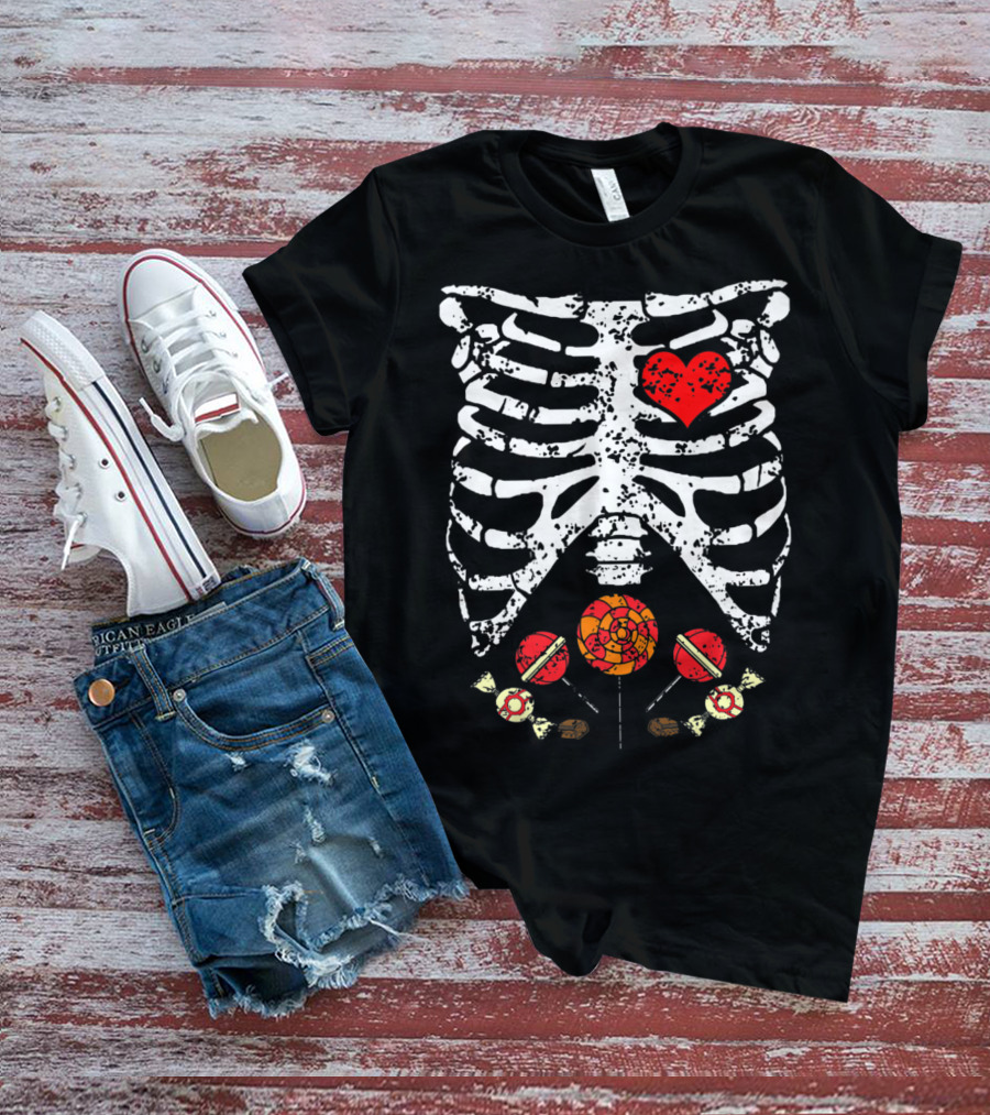 Candy Skeleton Heart And Bones Halloween Funny Kids Dad78 T-Shirt