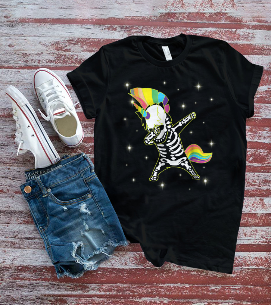 Dabbing Unicorn Skeleton Dad Hip Hop Xray Rainbow Mane Tail Starry Background T-Shirt