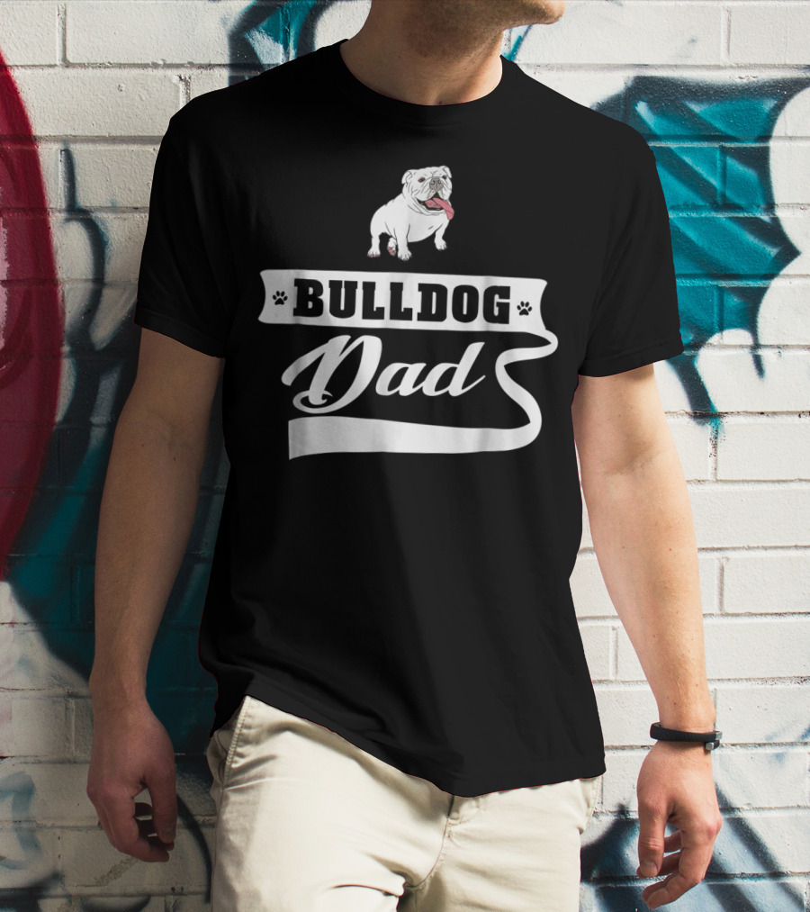 Bulldog Dad Dog Mens Animal Dogs Paw Banner T-Shirt