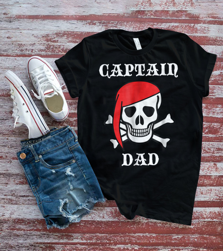 Captain Dad Skull Crossbones Red Bandana Pirate T-Shirt