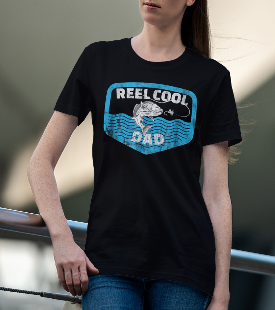 Reel Cool Dad Fathers Day Fishing Fish80 T-Shirt