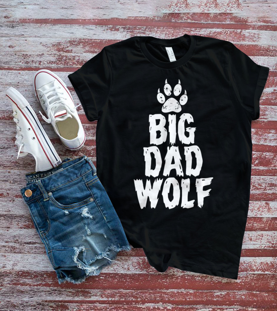 Big Dad Wolf Paw Distressed White Novelty T-Shirt