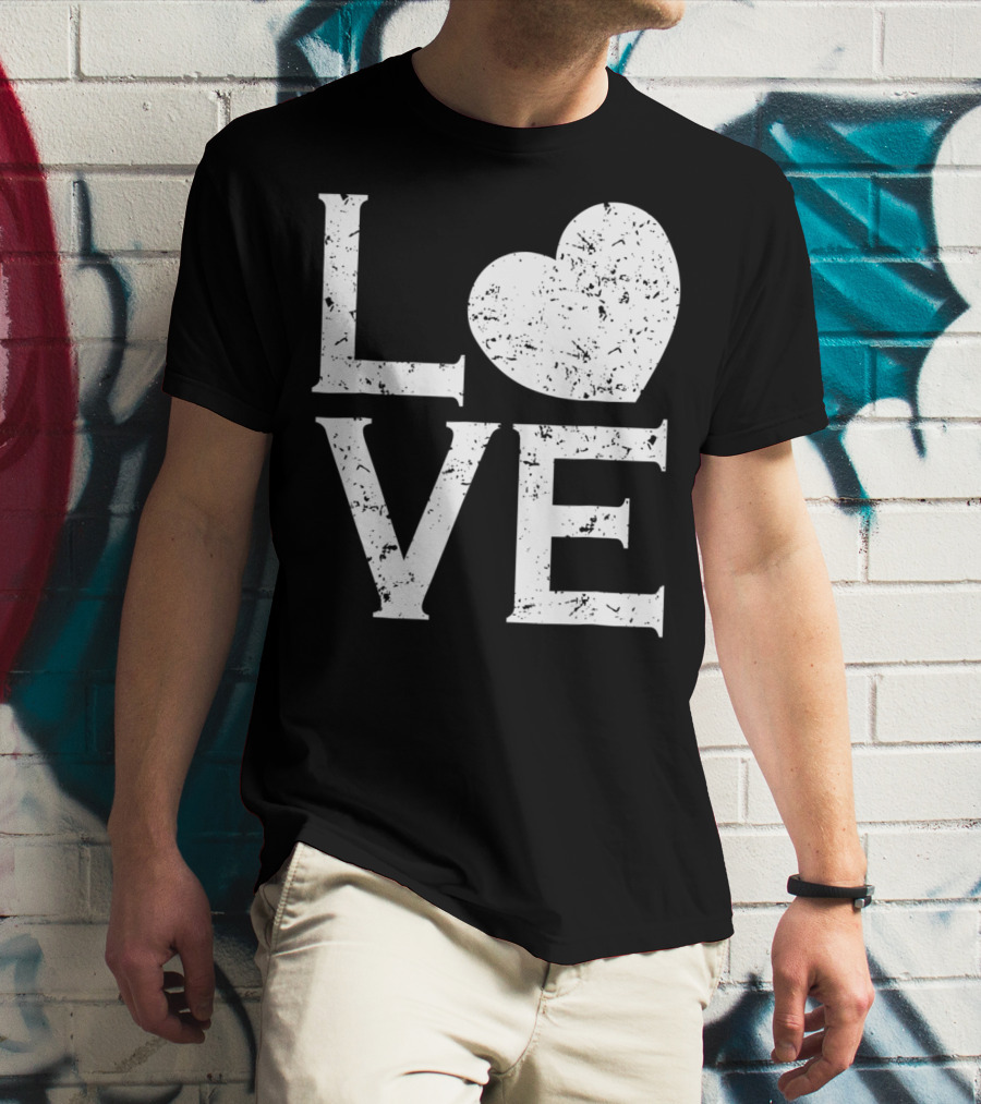 Love Heart Baseball Sports Vintage T-Shirt