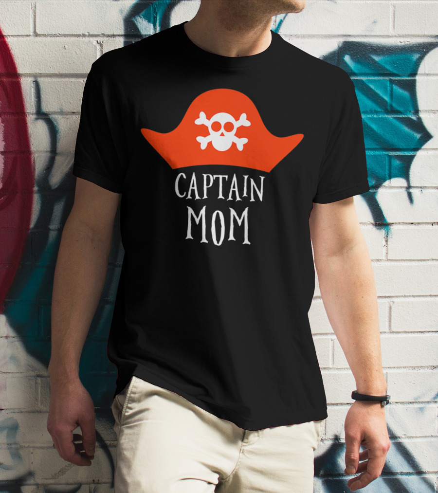 Captain Mom Pirate Skull Halloween Costume 84 T-Shirt