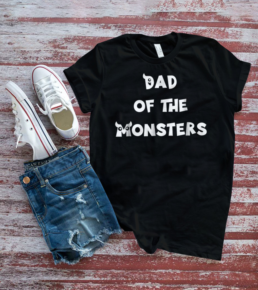 Dad Of The Monsters Halloween Costumes Daddy Monster Horns Eyeball Lettering T-Shirt