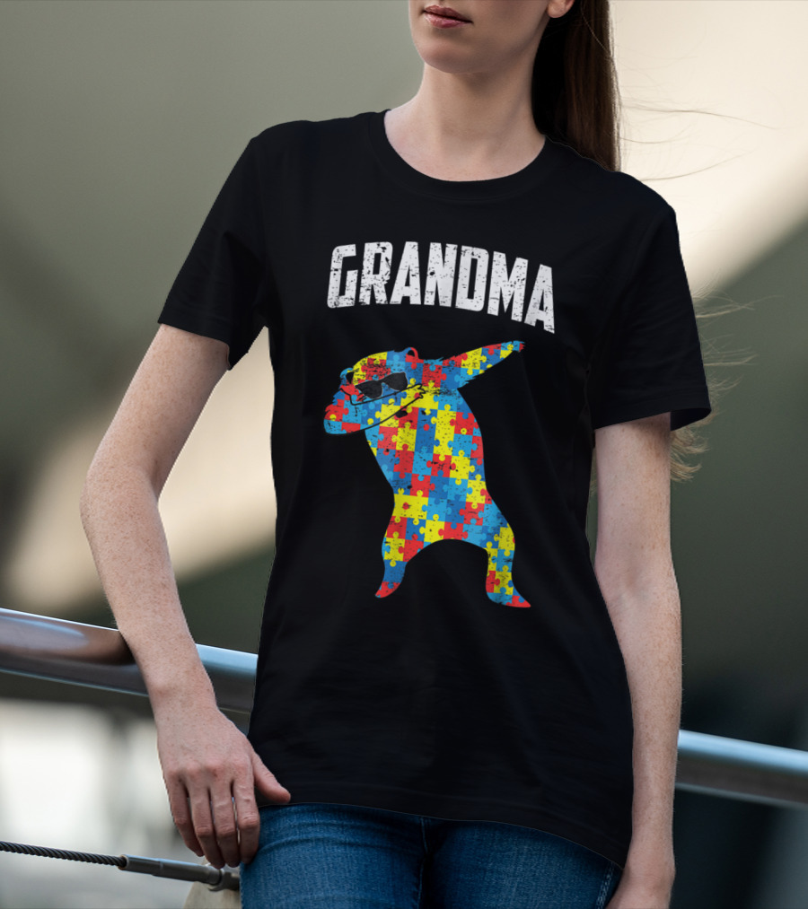 Autism Grandma Bear Dabbing Puzzle Glasses T-Shirt