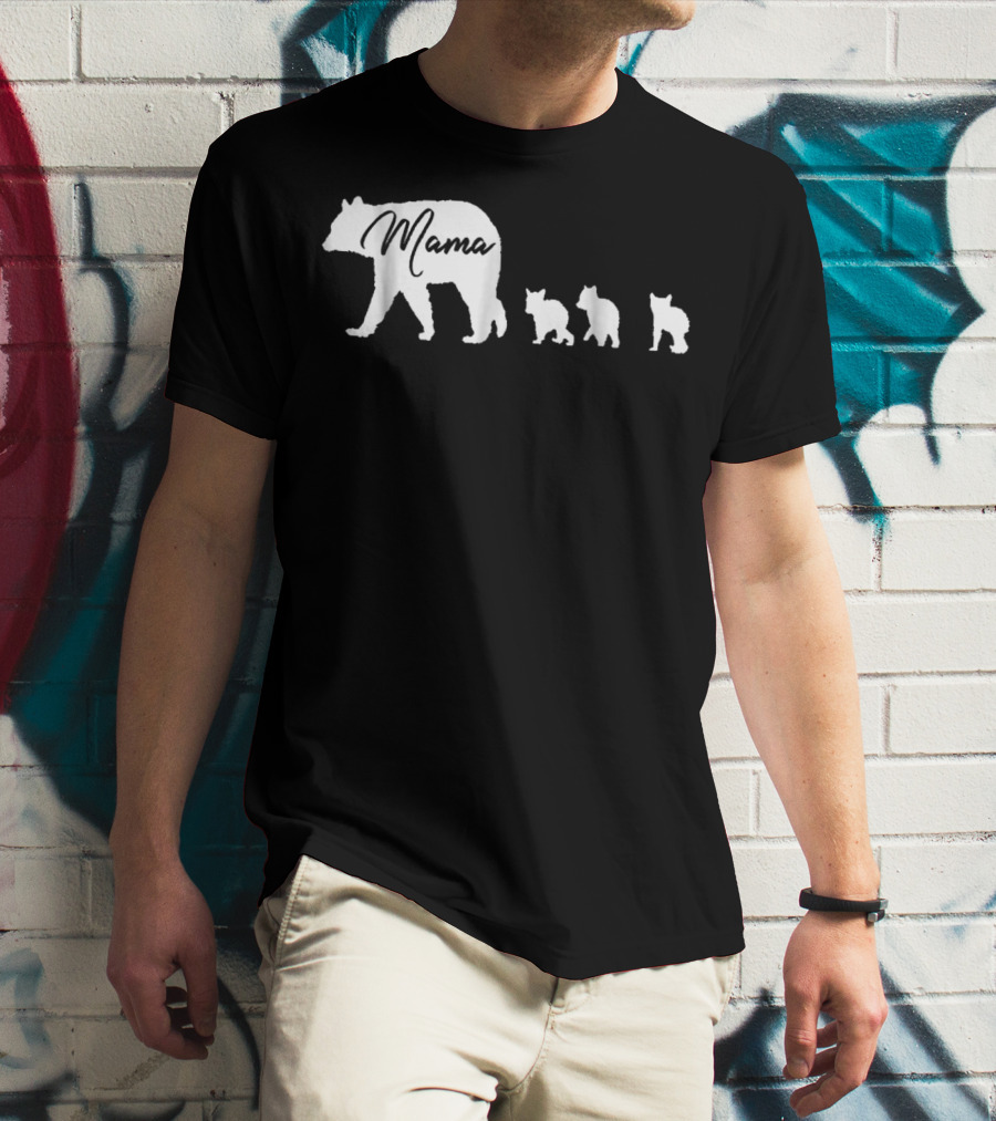 Mama Bear With Three Cubs Silhouette 图案 For Mother Bear T-Shirt