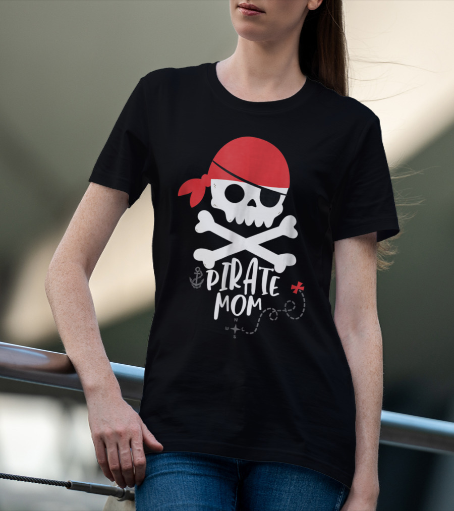 Pirate Mom Skull And Crossbones With Red Bandana Map Anchor T-Shirt