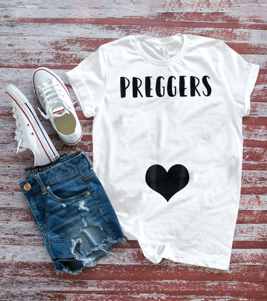 Preggers Announce Baby Prego Mom Heart Idea46 T-Shirt