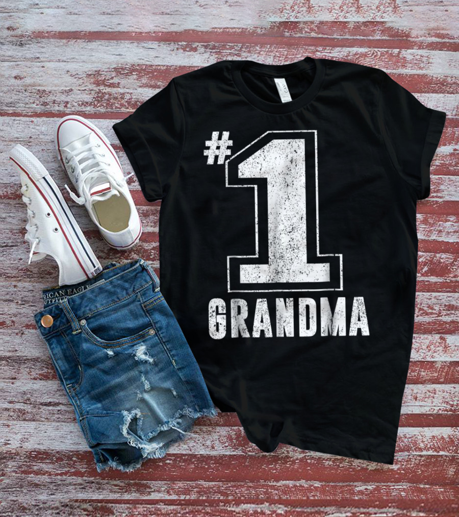 1 Grandma T-Shirt