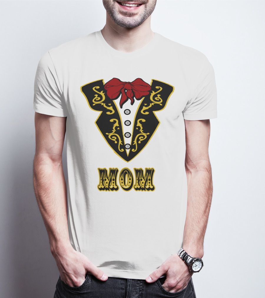 Mom Ringmaster Circus Birthday Party T-Shirt