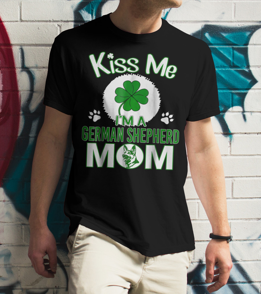 Kiss Me I'm A German Shepherd Mom Shamrock Paw Prints T-Shirt