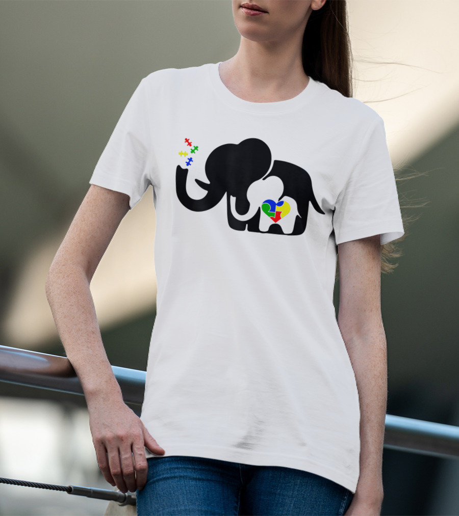 Autism Awareness Elephant With Puzzle Heart And Baby Elephant For Autism Mom T-Shirt