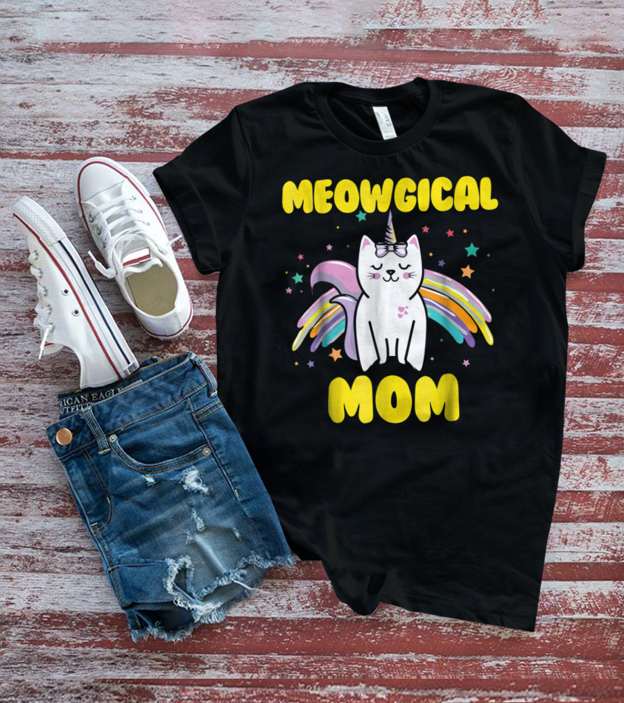 Meowgical Mom Magical Kitty Cat Unicorn Stars And Rainbow Wings T-Shirt