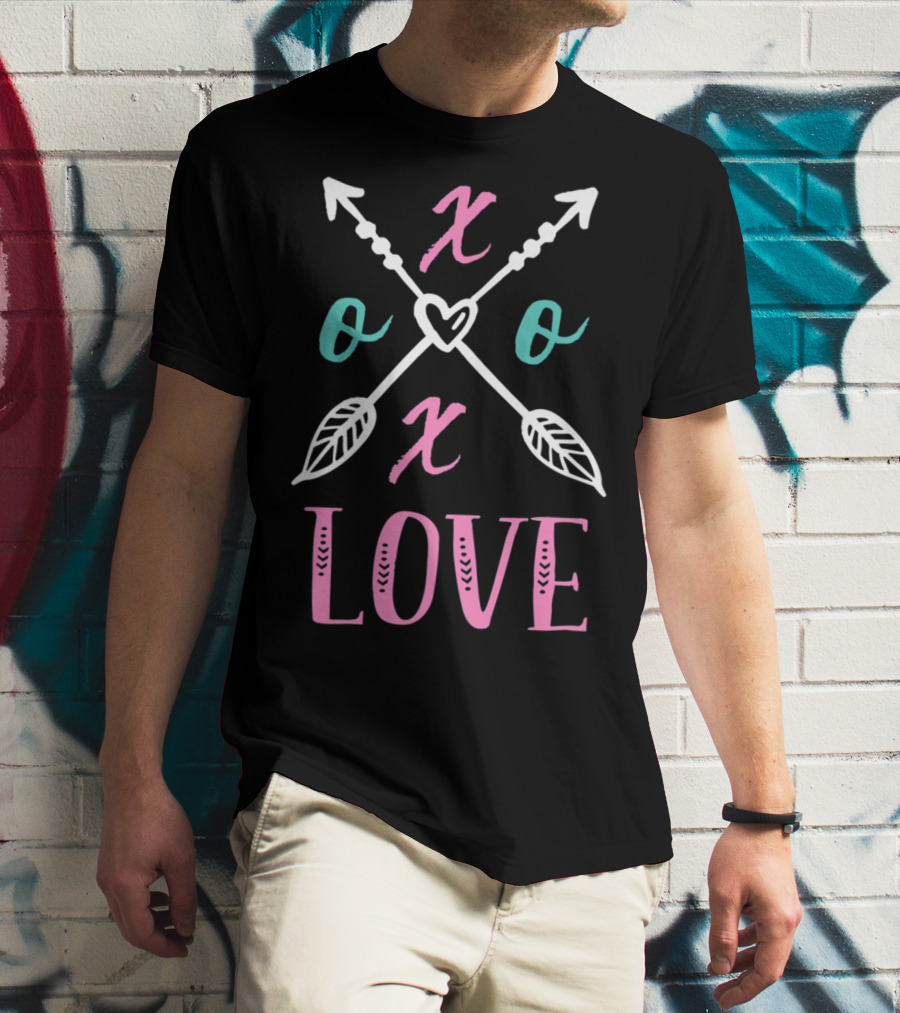 XOXO Love Arrows Boho Mom56 T-Shirt