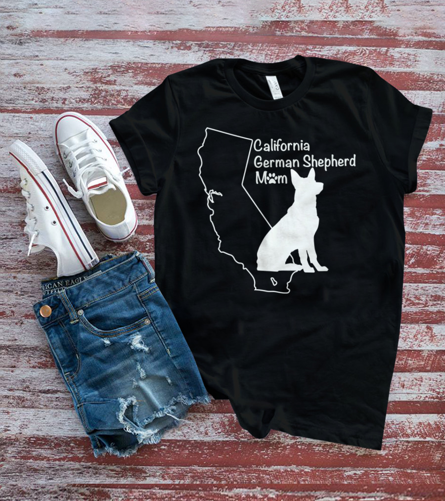 California German Shepherd Mom T-Shirt