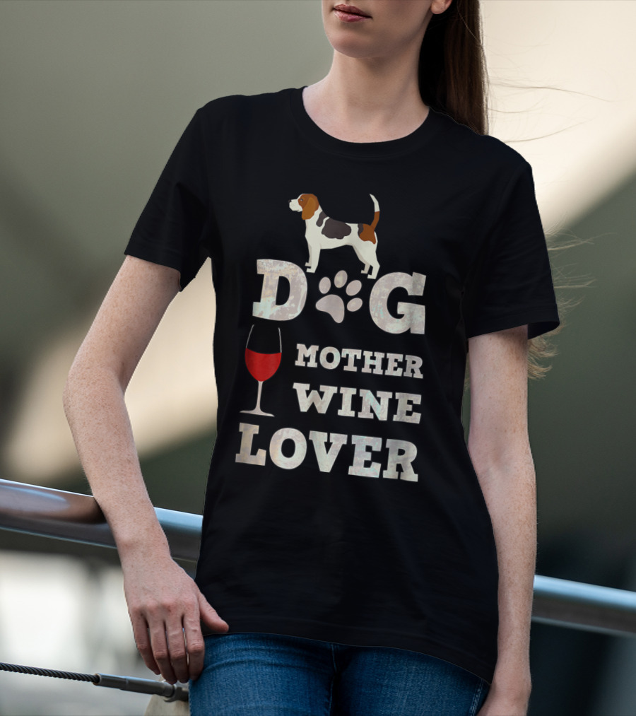 Dog Lover Mother Wine Enthusiast With Basset Hound And Paw Prints T-Shirt