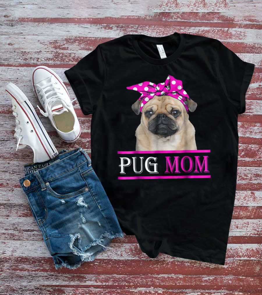 Pug Mom Cute Dog With Pink Polka Dot Bow T-Shirt
