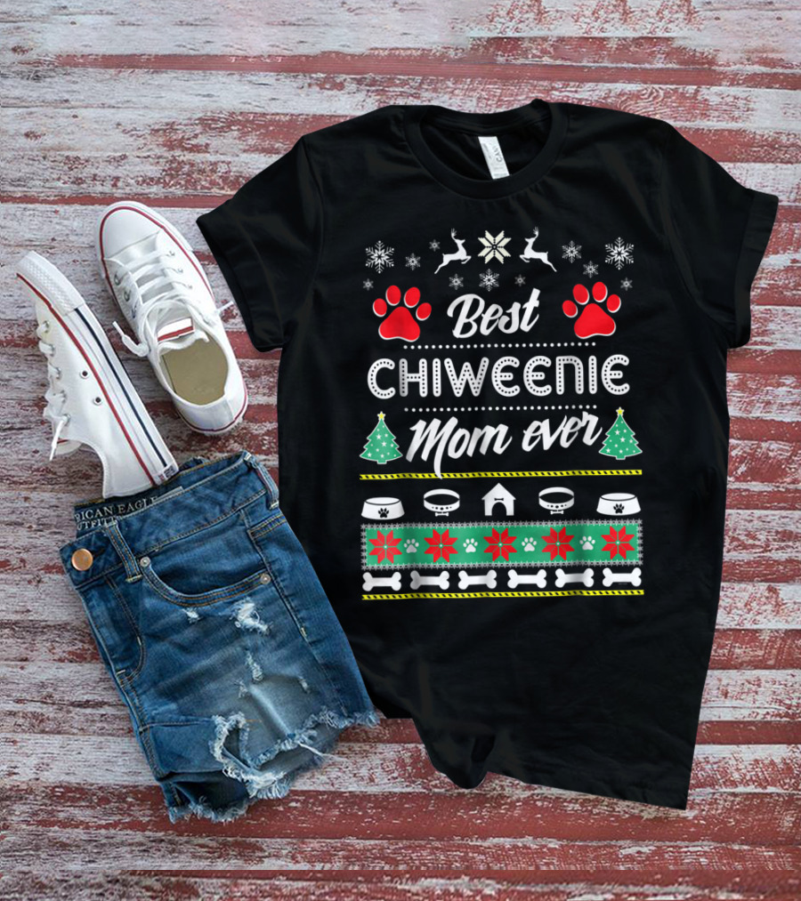 Best Chiweenie Mom Ever Holiday Paw Prints T-Shirt