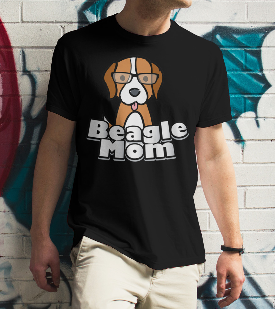 Beagle Mom Cute Dog With Glasses T-Shirt