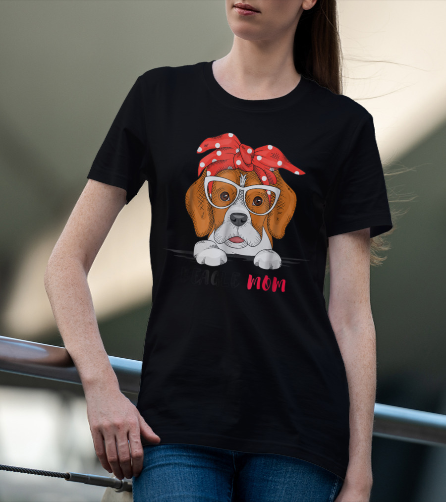 Beagle Mom With Glasses And Red Bow T-Shirt