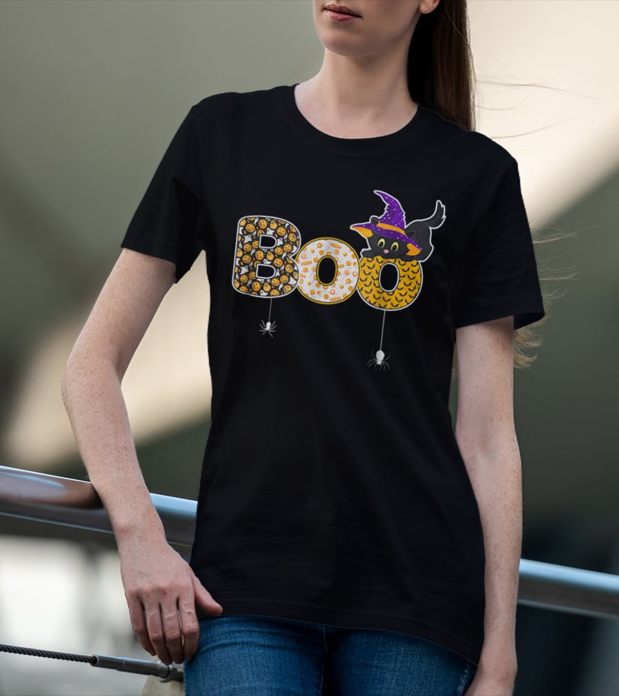 Boo Halloween Cat Mom Cute25 Black Cat Witch Hat Spiders T-Shirt