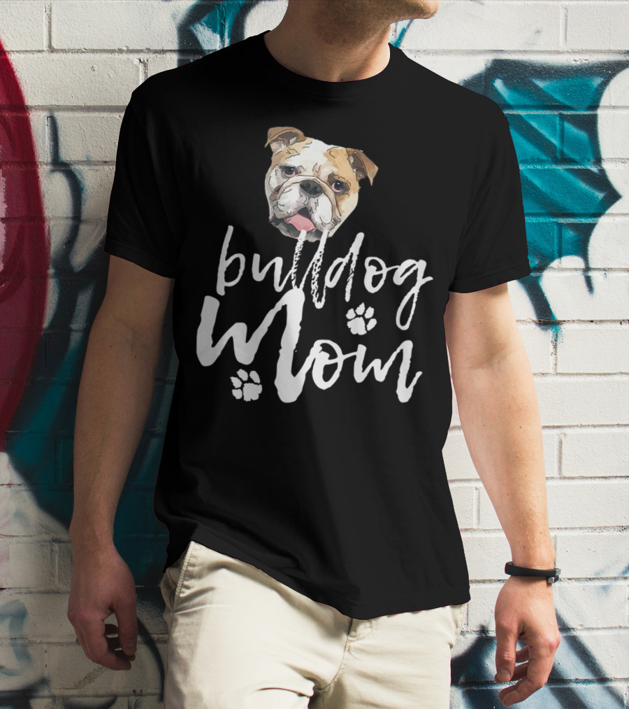 Bulldog Mom Adorable Dog Face With Paw Prints T-Shirt
