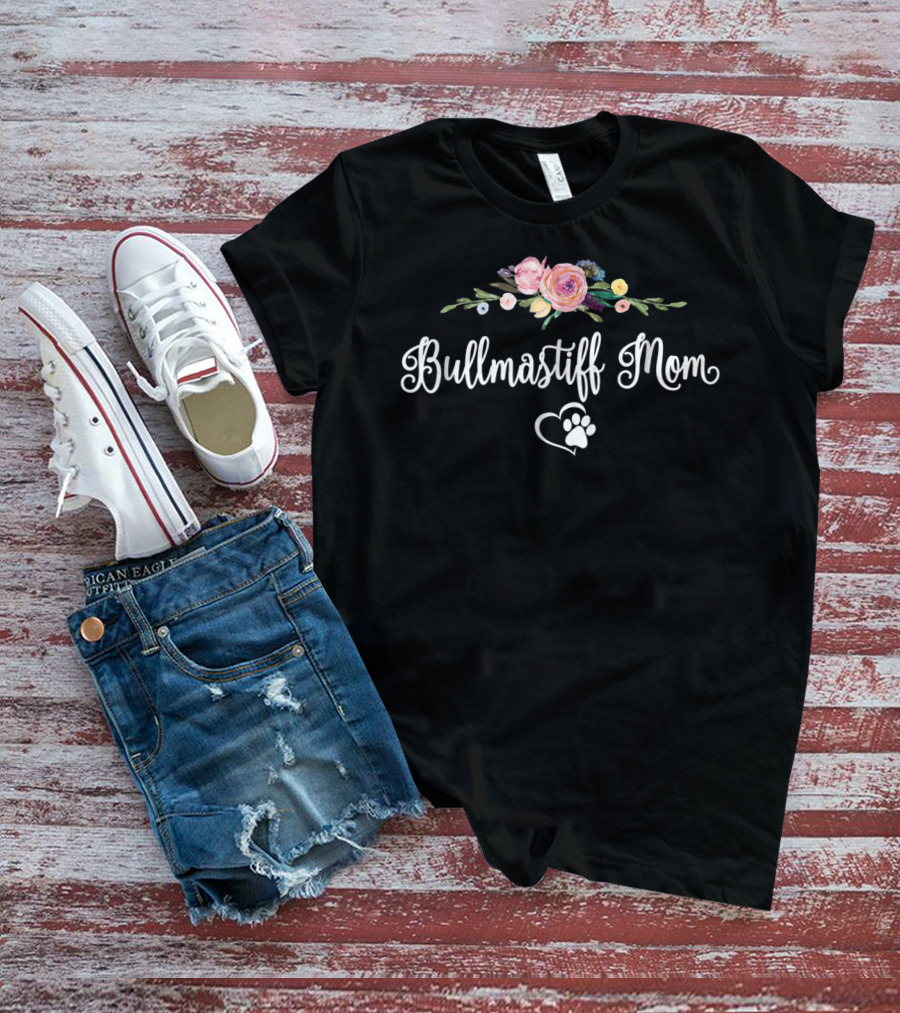 Bullmastiff Mom Floral Heart Paw Prints T-Shirt