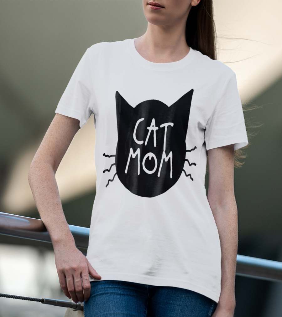 Cat Mom T-Shirt