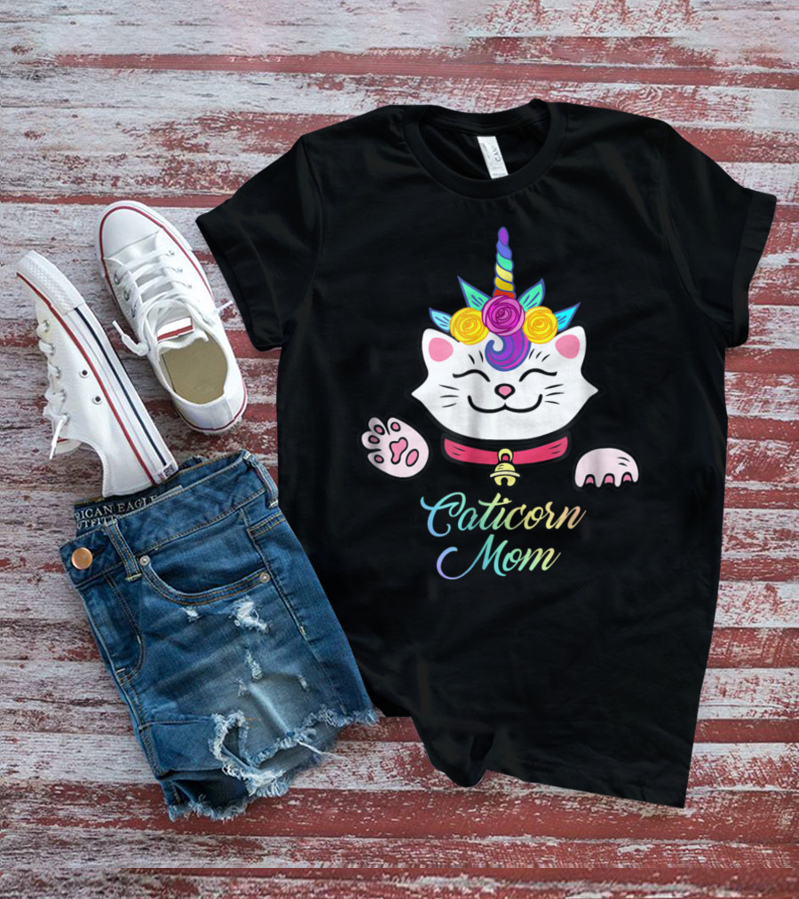 Caticorn Mom Cute Kitten Rainbow Unicorn Cat With Flowers T-Shirt