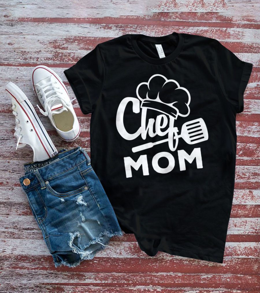 Chef Mom Cooking Hat And Spatula T-Shirt