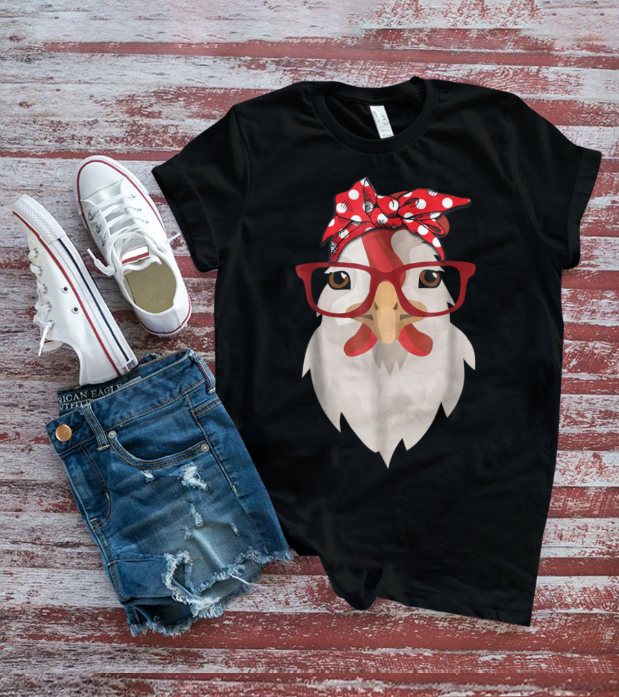 Chicken Mom Lady Farmer Thanksgiving Day Hen With Glasses And Polka Dot Bandana T-Shirt
