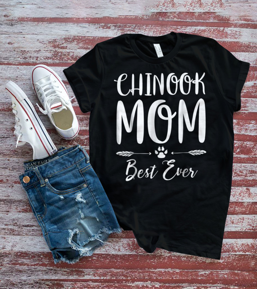 Chinook Mom Best Ever Paw Print Arrows Dog Lovers T-Shirt