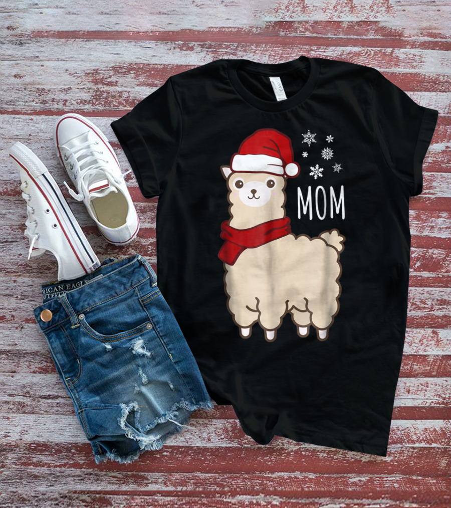 Christmas Mom Llama Cria Herd Xmas Mother Santa Hat Snowflakes T-Shirt