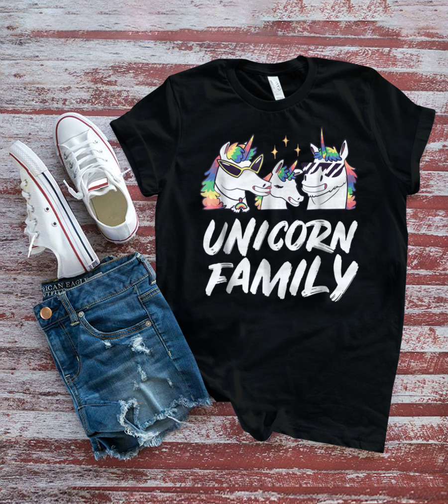 Unicorn Family Cool Son Daughter Rainbow Mane Sunglasses Stars T-Shirt