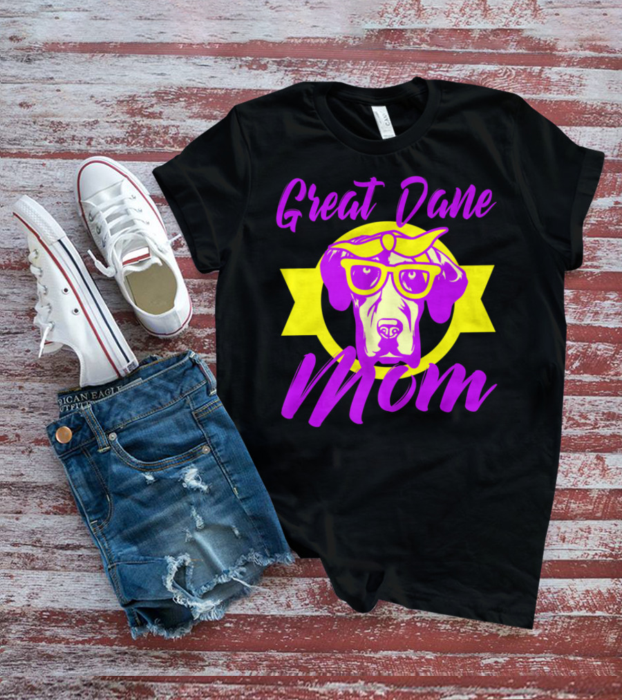 Great Dane Mom Women Puppy T-Shirt