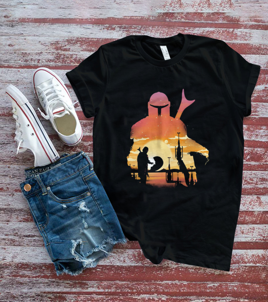 The Mandalorian Sunset Silhouette With Bounty Hunter And Child In Desert Scene T-Shirt