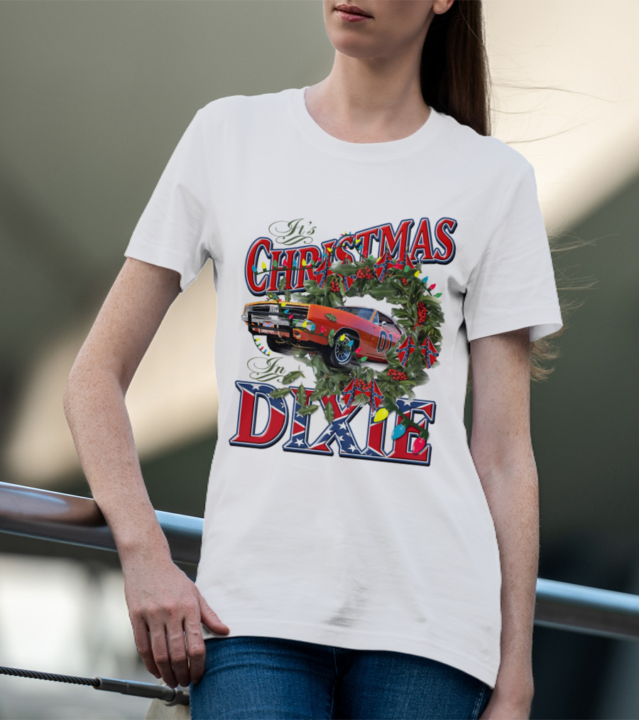 It's Christmas In Dixie 01 General Lee Car Wreath Lights T-Shirt